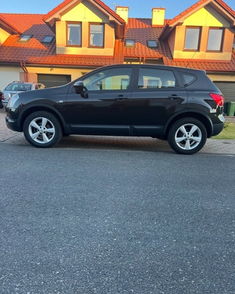Nissan Qashqai cena 27499 przebieg: 148500, rok produkcji 2010 z Słupsk małe 137
